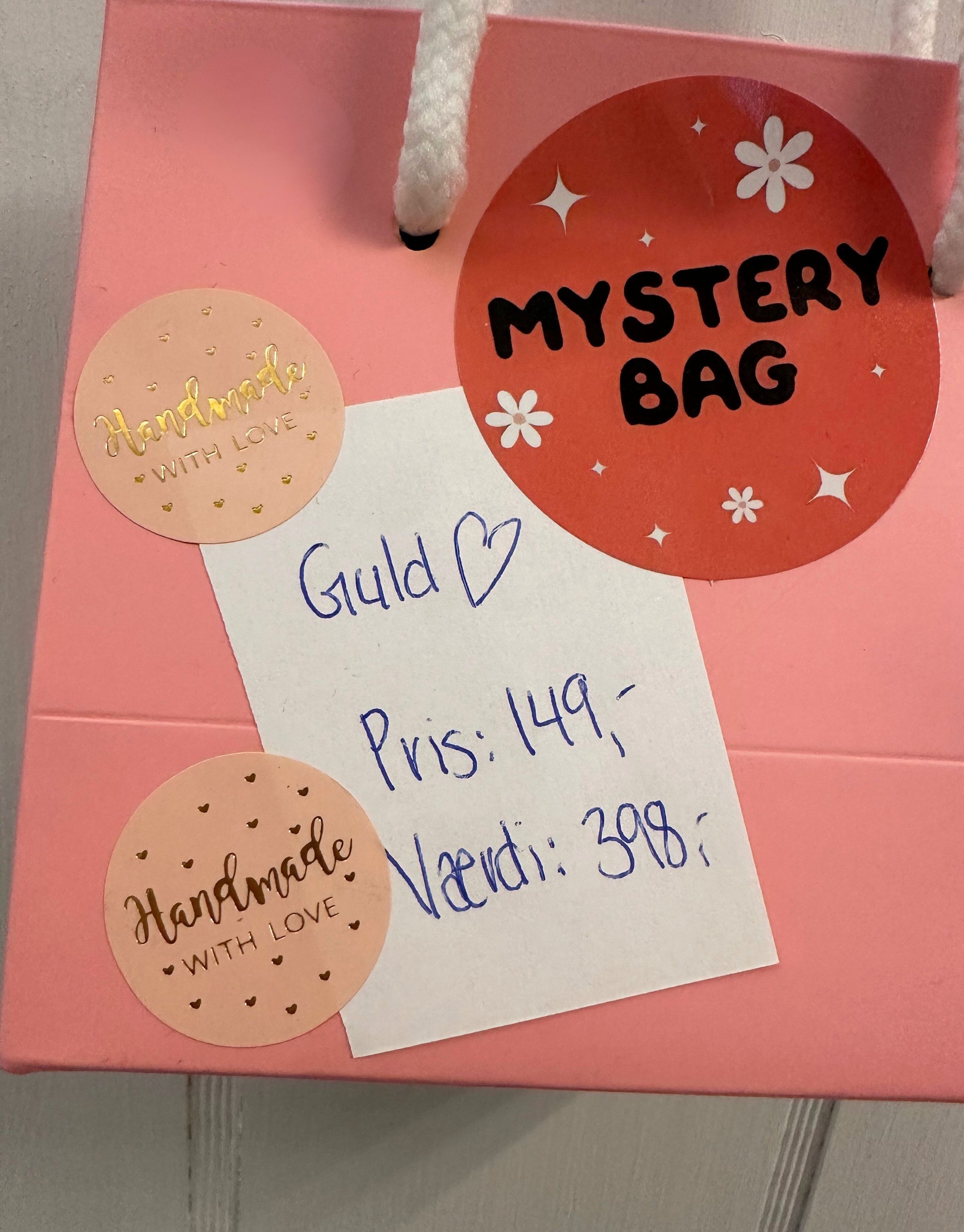 Mystery bag med guld smykker til kun 149,- men du får altså værdi for 398,- 