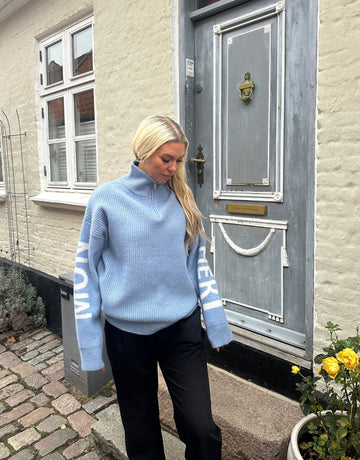 Mon Cheri striktrøje