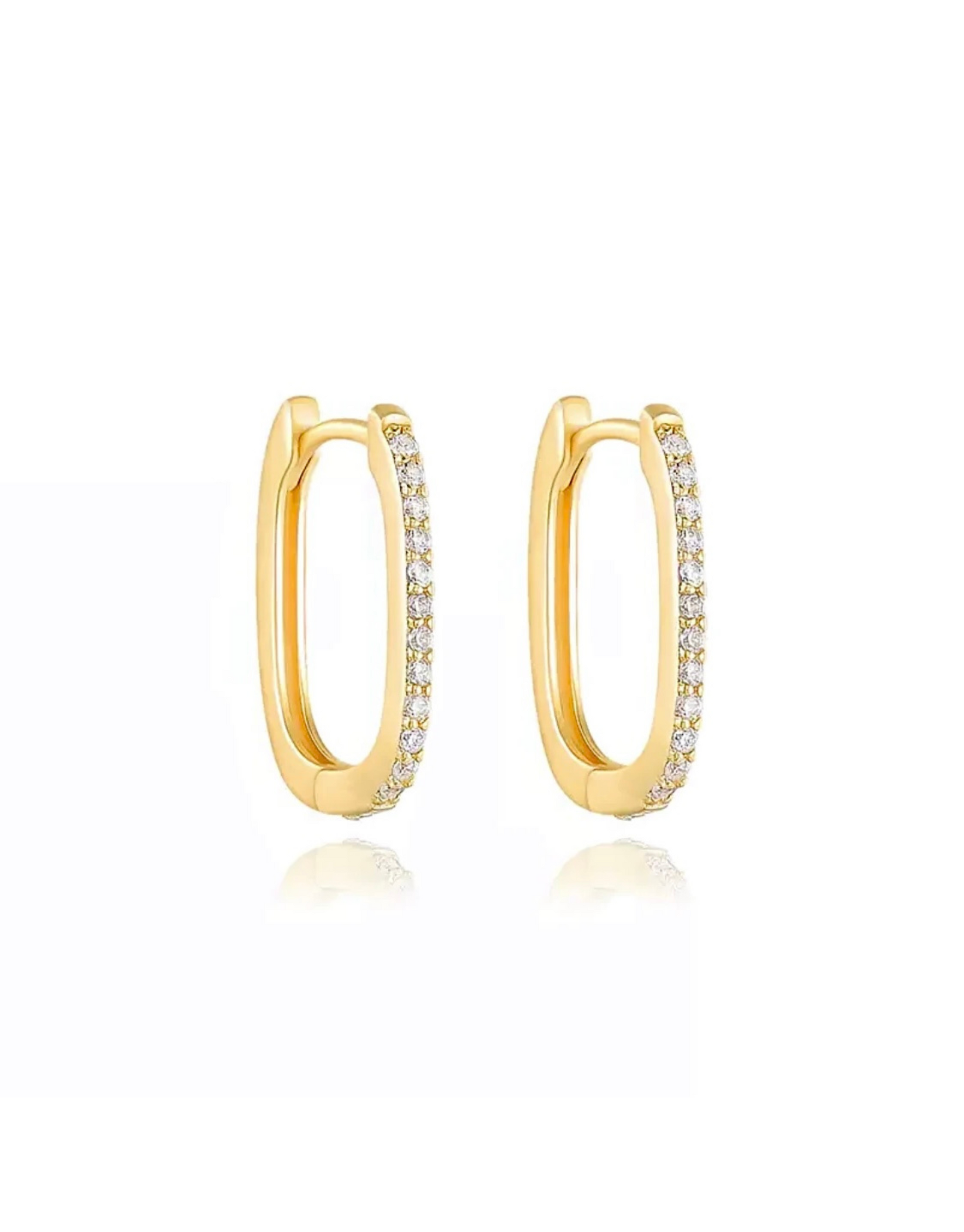 Stine øreringe.  Firkantede hoops med zircon sten.  Materiale: S925 sterling sølv, 14 karat guldbelagt, zircon sten, kliklås